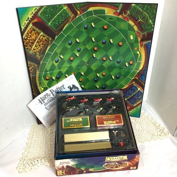 Harry Potter Chamber of Secrets Trivia Game - Picture 5 of 10